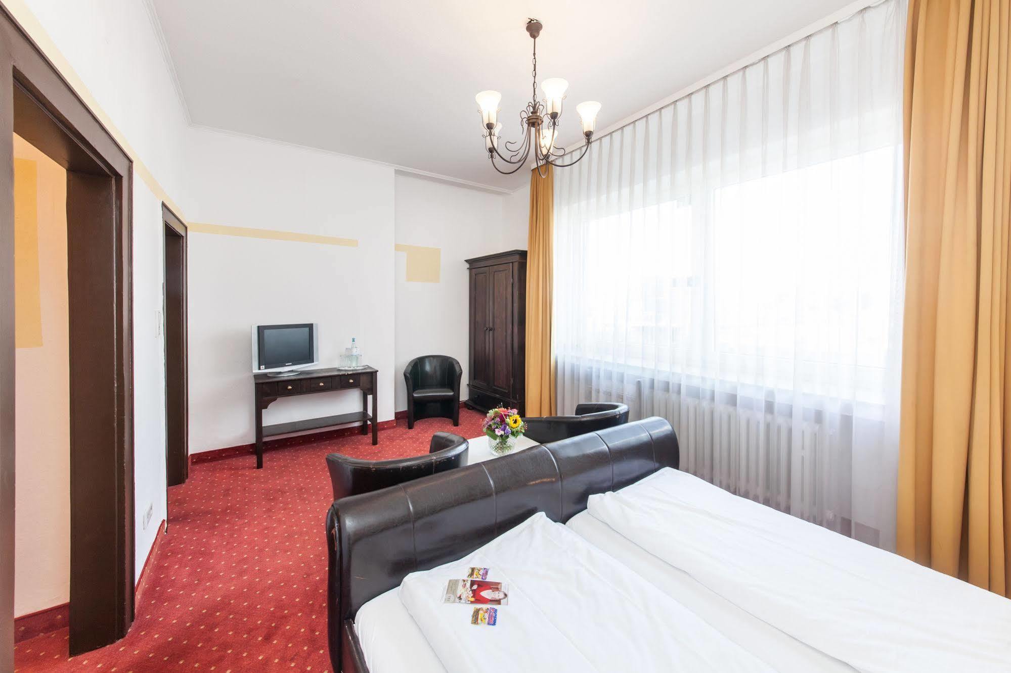 Hotel An Der Oper Duesseldorf Luaran gambar